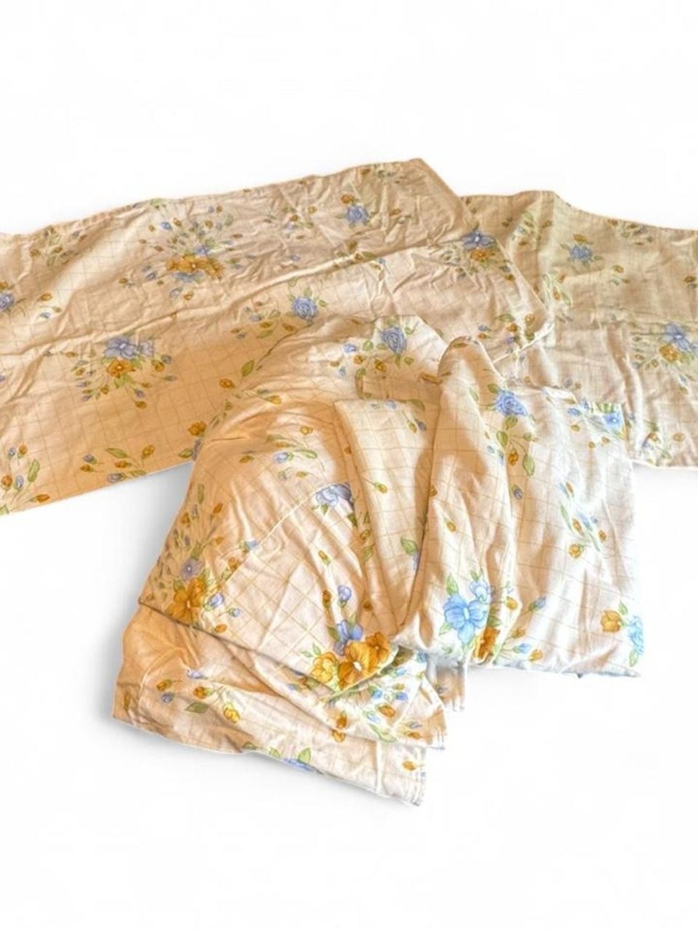 Vintage sheet and pillow case set -Soft Yellow & Blue Floral Bedding
